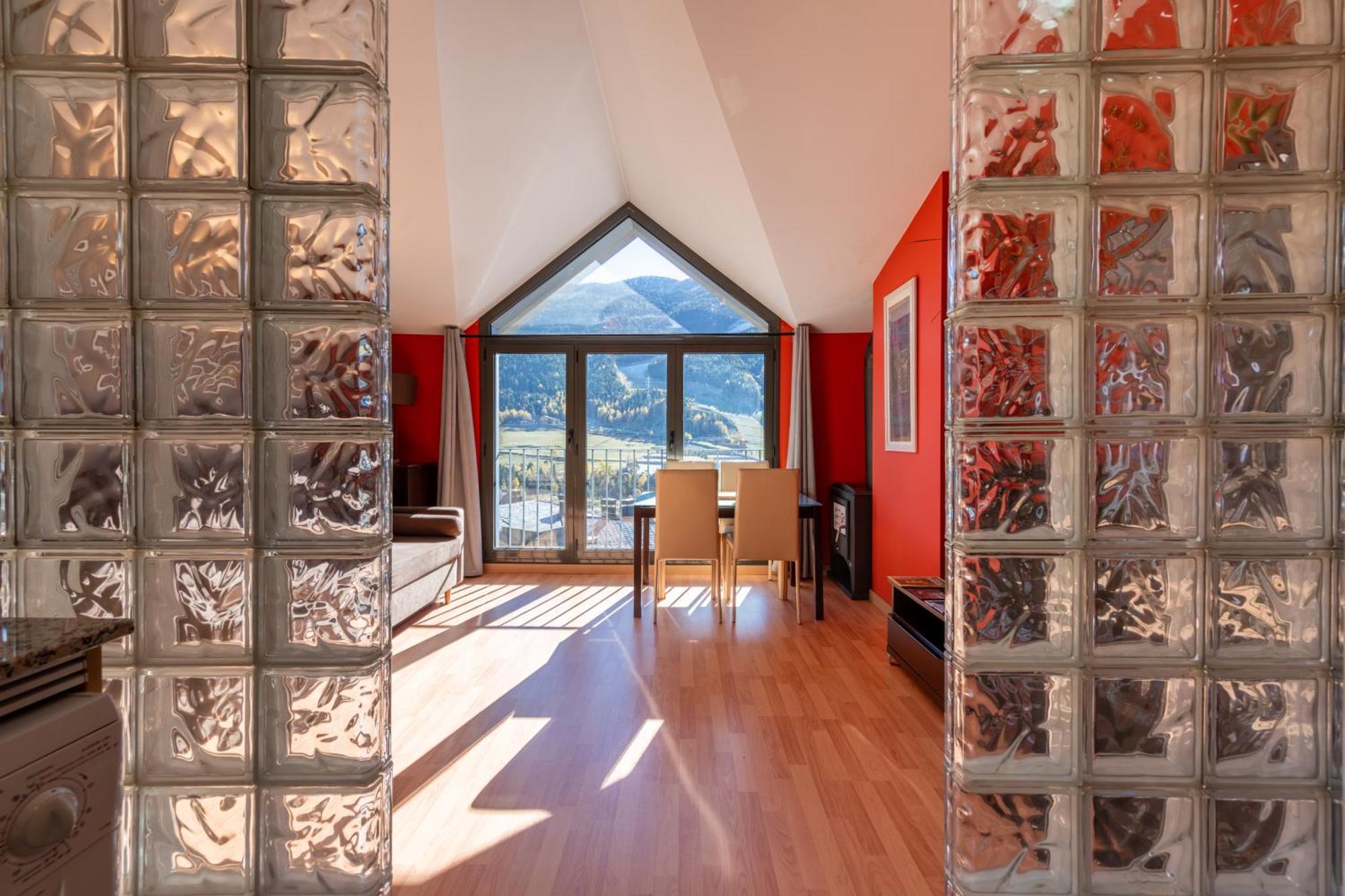 Moderno Bh Aspen Atico Con Vistas Apartment